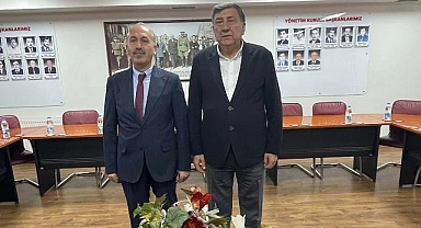 Balıkesir’de Tarım ve Hayvancılıkta İşbirliği: Dr. Hüseyin Düzgün, Ticaret Borsası’nı Ziyaret Etti