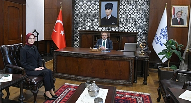 Balıkesir’de Veda Ziyareti: Kaymakam Safiye Orhan ve TÜİK Bölge Müdürü Taner Tekeli, Vali Ustaoğlu ile Bir Araya Geldi