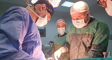 Balıkesir Üniversitesi Hastanesi'nden Kanser Cerrahisinde Tarihi Başarı