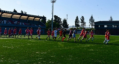 Balıkesirspor Futbol Okulu Yeni Sezona Hızlı Başladı: Minik Yetenekler Sahaya İniyor