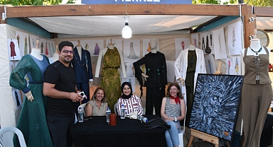 BALMEK Yılsonu Sergisi’nde El Emeği Göz Nuru Ürünler Buluştu