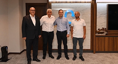 Başkan Ahmet Akın’dan STK ve Muhtarlarla Ortak Akıl Buluşması