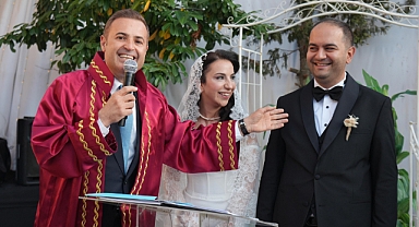 Başkan Ahmet Akın, Yol Arkadaşının Nikâhını Kıydı: 