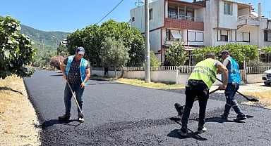 Başkan Akın Erdek’in Yollarını Yenileniyor, Mahalleler Asfalta Kavuşuyor