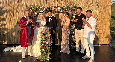 Başkan Dursun Mirza, Bandırma’da İki Çiftin Nikâhını Kıyarak Mutluluklarına Ortak Oldu