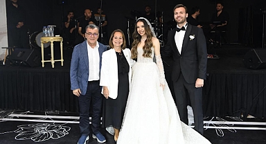 Başkan Hakan Şehirli, Genç Çiftin Mutluluğunu Paylaştı