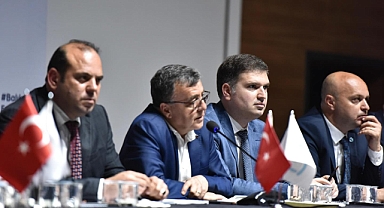 Başkan Hakan Şehirli Muhtarlarla Buluştu: “Ortak Akıl ile Sorunlara Birlikte Çözüm Arıyoruz”