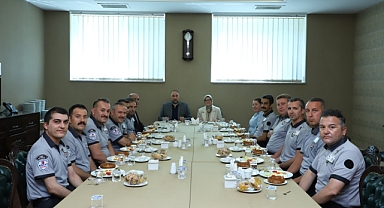 Belgin Uygur’dan Özel Güvenlik Görevlilerini Unutmadı