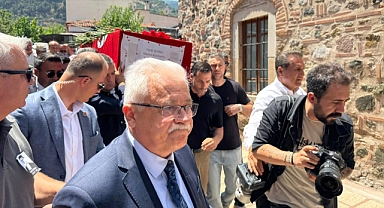 Burhaniye Belediye Başkanı Ali Kemal Deveciler: Ferdi Zeyrek, Manisa’nın Gönlünde İzi Kalan Bir Liderdi