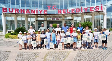 Burhaniye’de Öğrencilerden Örnek Geri Dönüşüm Projesi: 446 Kilogram Atık Pil Toplandı