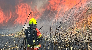 Büyükşehir İtfaiyesi’nden 9 Günde 730 Yangına Anında Müdahale