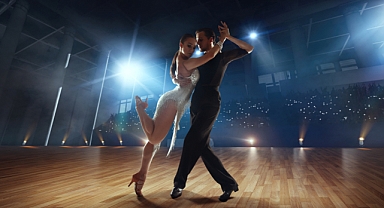 Edremit’te Halk Oyunları ve Latin Dansları Kursları Başlıyor