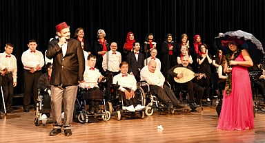 Engelsiz Düşler Korosu’ndan Gönülleri Isıtan Konser