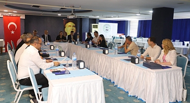 Gönen, İlçe Kent Konseyleri Toplantısına Ev Sahipliği Yaptı: Bölgesel İş Birliği Güçleniyor