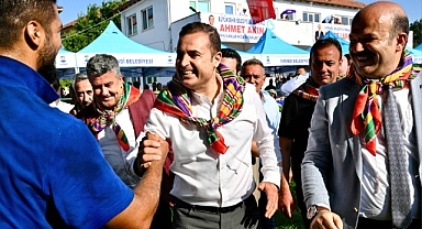 İvrindi Akçalören'de Er Meydanı Coşkusu: Başkan Akın Pehlivanları Yalnız Bırakmadı