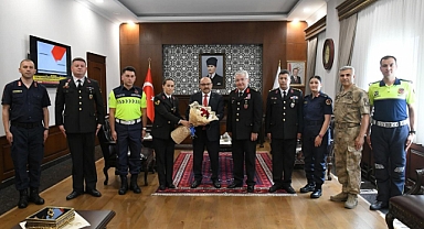 Jandarma Teşkilatı’nın 186. Yılı Dolayısıyla Vali Ustaoğlu’na Anlamlı Ziyaret