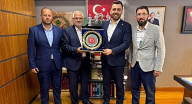 Vekil Öztaylan TBMM'de Hemşehrilerini Ağırladı