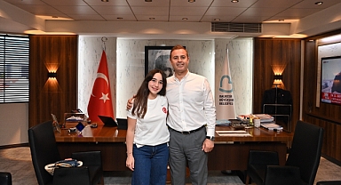 Milli Tenisçi İzem Elif Ölçer'den Başkan Ahmet Akın'a Ziyaret