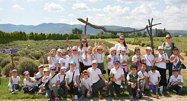 Öğrenciler BAÇEM’de Tarımla Tanıştı: Bitkilerin Dünyasını Uygulamalı Olarak Keşfettiler