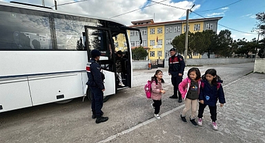 Okul Çevrelerinde Güvenlik Seferberliği: 2.700’ü Aşkın Şahıs Kontrol Edildi