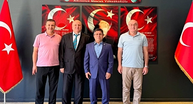 Rektör Prof. Dr. Yücel Oğurlu’dan Altınoluk MYO’ya Ziyaret: Akademik ve Kurumsal Gelişim Değerlendirildi