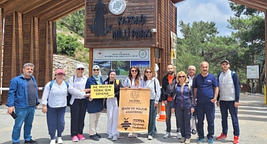 Şehir ve Kültür Akademisi, Kazdağları'nda Doğa Yürüyüşü ile Eğitim Yılını Tamamladı