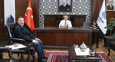 TÜİK Balıkesir Bölge Müdürü Yavuz Uyar’dan Vali İsmail Ustaoğlu’na Nezaket Ziyareti