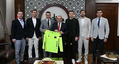 Üst Düzey Hakemlerden Balıkesir Valisi Ustaoğlu’na Ziyaret