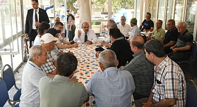 Vali İsmail Ustaoğlu, Ayşebacı Mahallesi’nde Vatandaşlarla Buluştu