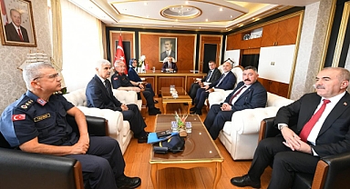 Vali İsmail Ustaoğlu’ndan Marmara İlçesine Ziyaret: Yürütülen Çalışmalar Hakkında Bilgi Aldı