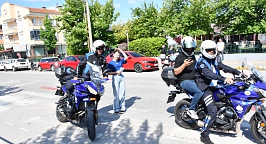 YKS Maratonunda Öğrencilerin Yanındaydılar: Balıkesir Büyükşehir’den Sınav Desteği