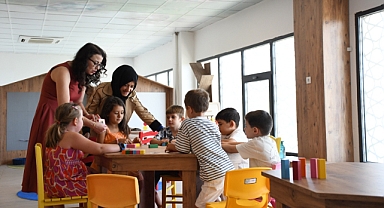 Ahmet Akın Fırsat Eşitliği Sağlıyor, Çocuklar Ücretsiz Kurslarla Gelişiyor