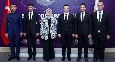 AK Parti Balıkesir Gençlik Kolları’ndan Belgin Uygur’a Ziyaret