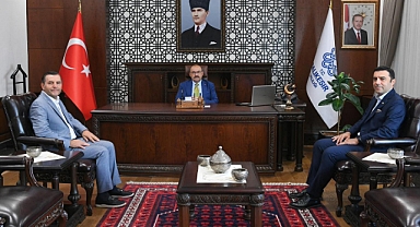 Balıkesir’de Esnaf Temsilcilerinden Vali İsmail Ustaoğlu’na Ziyaret