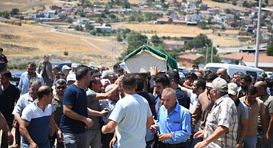 Balıkesir’de Gölette Hayatını Kaybeden Çocuklar Son Yolculuklarına Uğurlandı