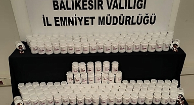 Balıkesir'de Uyuşturucuya Geçit Yok: 15.346 Sentetik Ecza Hap Ele Geçirildi