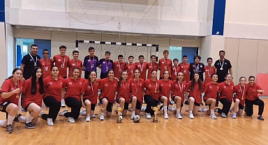 Balıkesir Gençlik ve Spor İl Müdürlüğü, Analig Hentbol 1. Grup 1. Etap Müsabakalarında Başarıları Ödüllendirdi