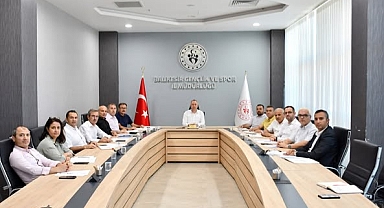 Balıkesir Gençlik ve Spor İl Müdürü Adem Özalp, Yöneticilerle Değerlendirme Toplantısı Düzenledi