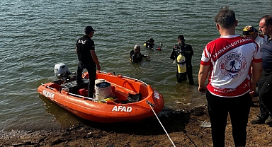 Balıkesir Karesi’de Gölette Acı Olay: 2 Çocuk Hayatını Kaybetti, İtfaiye Sualtı Ekibi Müdahale Etti