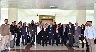 Balıkesir Üniversitesi Fen ve Edebiyat Fakültesi Bölümleri FEDEK’ten Akreditasyon Aldı