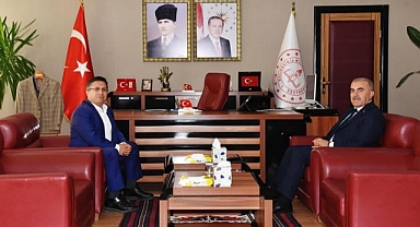 Balıkesir Üniversitesi Rektörü Yücel Oğurlu’dan İl Millî Eğitim Müdürü Murat Demir’e Ziyaret