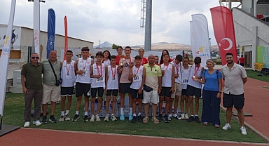 Balıkesirli Genç Sporcular Türkiye Şampiyonası’nda Zirveye Koştu