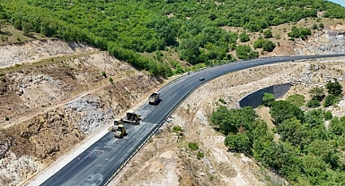 Balya Belediye Başkanı Orhan Gaga, Güngörmez ve Balya Merkez Arasındaki Sıcak Asfalt Çalışmalarının Tamamlandığını Duyurdu