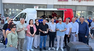 Bandırma Belediyesi'nden Aşure İkramı