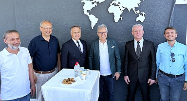 Bandırma’da Hal Binası’nda Teknoloji Derneği ve Sanat Topluluğu Buluştu