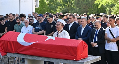 Başkan Ahmet Akın, Şehit Polis Memuru Deniz Yaşin’in Cenaze Törenine Katıldı