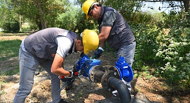 Başkan Akın Sözünü Tuttu: Hamzacık Mahallesi'nde Su Sorunu Çözüldü, Tehlikeli Kanal Kapatıldı