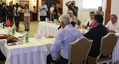 Başkan Mesut Ergin, Kıyı Ege Belediyeler Birliği Toplantısında Zeytinlikler ve Kıyı Kentleri İçin Ortak Çözümleri Görüştü