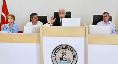 Burhaniye Belediye Başkanı Ali Kemal Deveciler, Şahinler Mahallesi’ndeki Kompost Tesisi Projesiyle İlgili Açıklama Yaptı