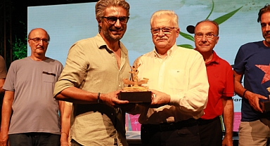 Burhaniye Kitap Fuarı Finalinde Kültür, Edebiyat ve Gazetecilik Bir Aradaydı